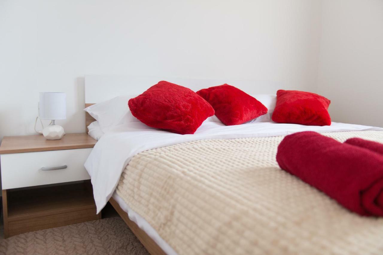 דירות Viskovo Apartman Tarnik'S מראה חיצוני תמונה