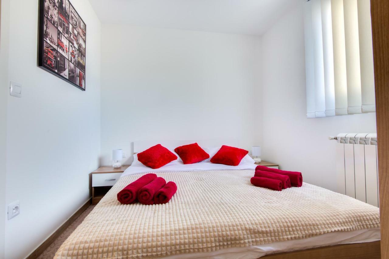 דירות Viskovo Apartman Tarnik'S מראה חיצוני תמונה